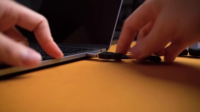 Best MacBook Pro Accessories (Work From Home) - 2024 смотреть онлайн