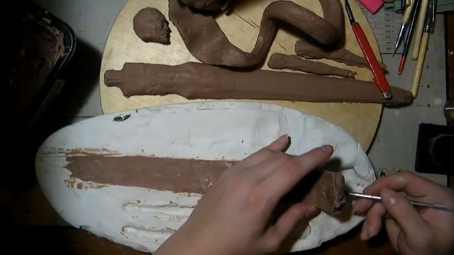 Заливка в гипс пластилина MONSTER CLAY и формирование будущей скульптуры смотреть онлайн
