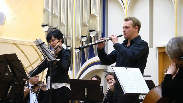 И С Бах Концерт для скрипки, гобоя и струнных BWV 1060R / I.Bach Concerto for violin and oboe смотреть онлайн