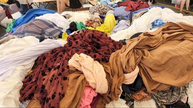 Ткани В Турции Подорожали Так, Что Даже Ничего Не Покупают смотреть онлайн