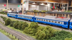 ЭР9Е-600 проходящий