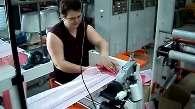 Устройство для стягивания строп и сшивания манжетов - оборудование для производства Биг-Бэгов смотреть онлайн