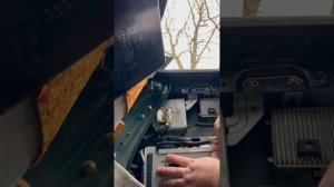 Lexus LS400 radio amplifier install. Nakamichi radio amplifier. On a 1993 to 1994 models..