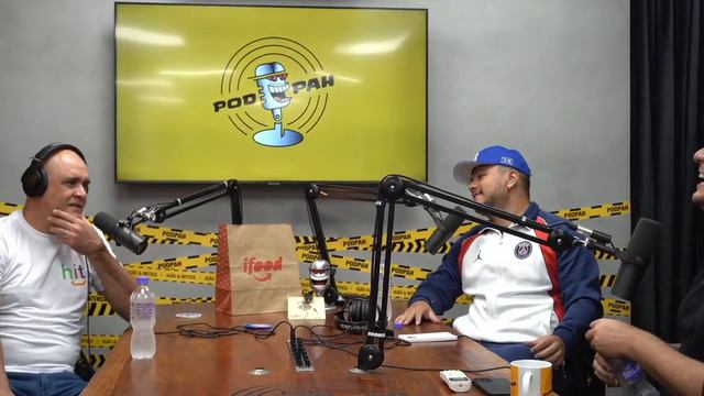 SER GOLEIRO É DIFÍCIL MAS É BEM MELHOR QUE TRABALHAR NA ROÇA - MARCOS - Podpah смотреть онлайн