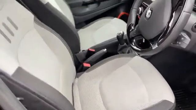 AF14HCO Black And Orange Renault Captur 5dr Hatchback смотреть онлайн