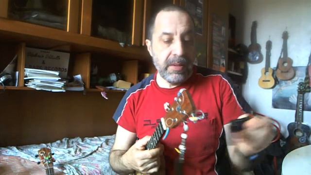 APC Baritone Ukulele Review:no frills all solid acacia смотреть онлайн