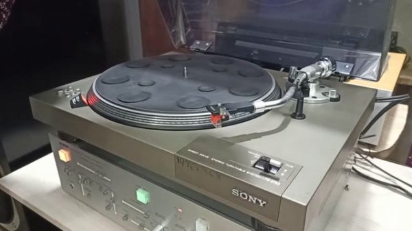 Sony PS-3750. Первый запуск после распаковки.