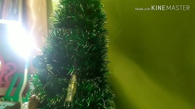 Наряжаю маленькую настольную ёлку ! смотреть онлайн