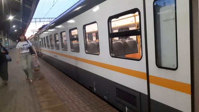 "ЭКСКЛЮЗИВ!" ЭП2Д сообщением "Ипподром -Москва(Казанский вокзал)", платформа Выхино. смотреть онлайн