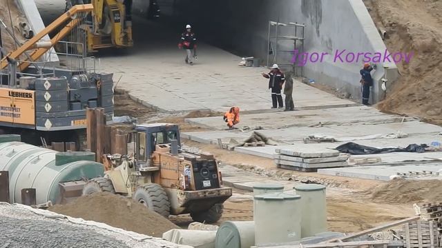 Крымский(март 2018)мост! На А/Д устанавливают шумозащитные экраны! На Ж/Д отсыпают насыпь с Керчи! смотреть онлайн