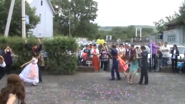 Выпускной смотреть онлайн