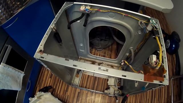 18+ Баллада о современном производителе. Ремонт стиральной машины Самсунг (Samsung WF8500) смотреть онлайн
