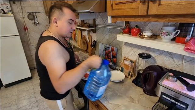 Украина. Киев. Дача, сладкий  качан!