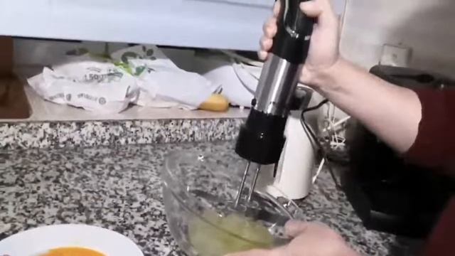 FIMEI Batidora de Mano 800 W, 5 en 1 Batidora Eléctrica Acero, Muy potente y silenciosa смотреть онлайн