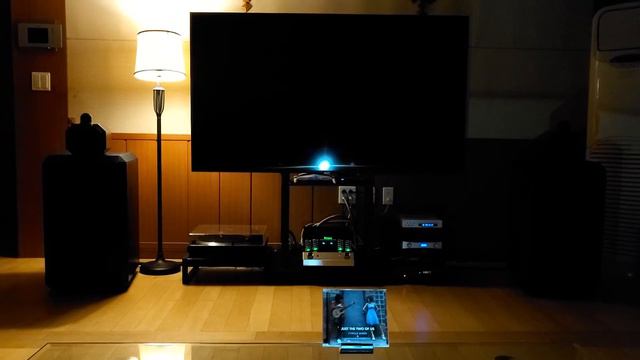 B&W Matrix 801-2, Mcintosh MA252 ( listening, Cyrille Aimee & Diego Figueiredo ) смотреть онлайн