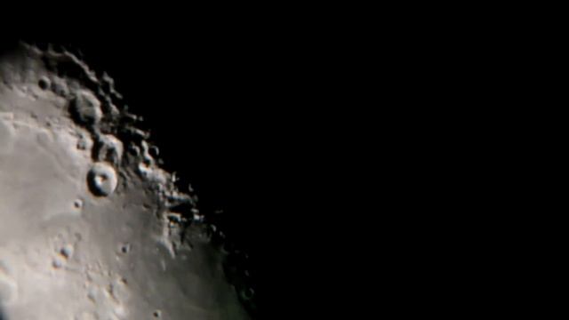 Луна в любительский телескоп. Skay watcher, на монтировке Добсона. Dob10 смотреть онлайн