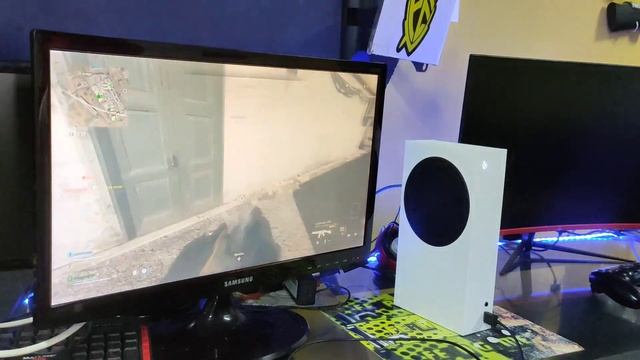 Arrumei 1 monitor emprestado da Samsung para Xbox series S смотреть онлайн