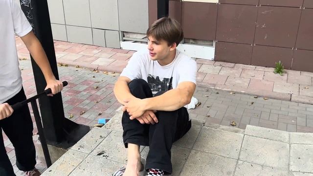 сломал ногу на самокате/кутаемся в стриту/много падений / райдер команды кикмит / эдит смотреть онлайн