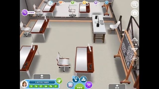 Simtown High School: School tour смотреть онлайн