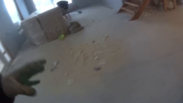 Как покрыть лаком лестницу в доме? #836 Стройка дома смотреть онлайн