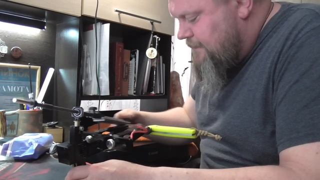 Новинка. Венёвские алмазные бруски на металлической связке. Тестируем по стали м390. смотреть онлайн