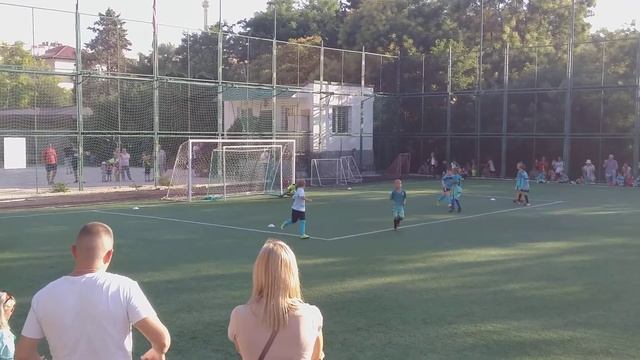 ФК "Фаворит (Севастополь) ДЮСШ "Евпатория (Евпатория) 1 тур МФЛ-2021 смотреть онлайн