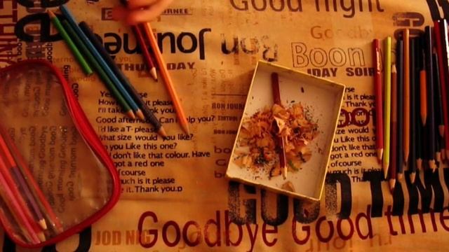 ASMR/АСМР затачиваю цветные карандаши. Звуки точилки. Шепот смотреть онлайн