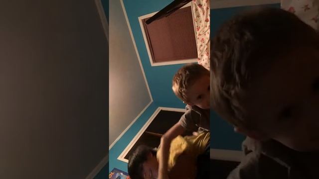 Doug jumpy castle смотреть онлайн