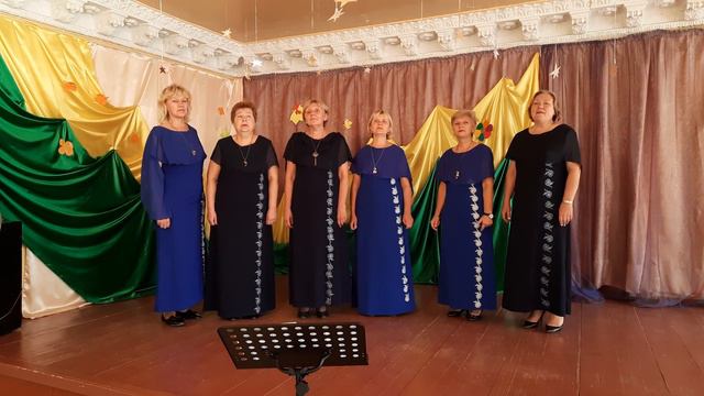 Народний вокальний ансамбль "Ретро", "Облака" (текст - А.Гоман, музика - Л.Николаева) смотреть онлайн