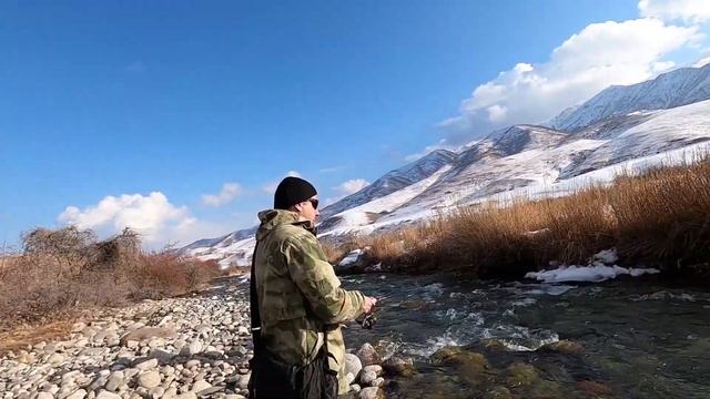 Рыбалка. Ловля форели зимой на силиконовые приманки. смотреть онлайн