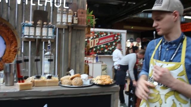 БАР ПОЛТОРЫ КОМНАТЫ В БЕРЛИНЕ НА BAR CONVENT BERLIN / 2018 смотреть онлайн