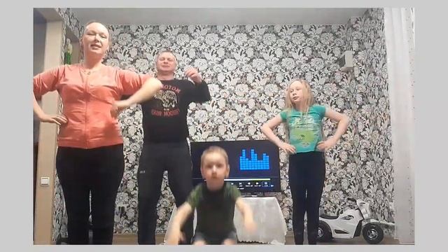Утренняя гимнастика всей семьёй смотреть онлайн