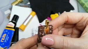 Чем приклеить металл к камню.