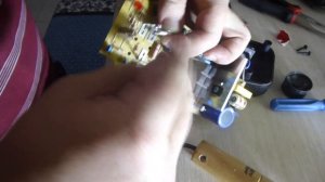 Ремонт зарядки для шуруповёрта  HITACHI хитачи восстановление клемных усиков