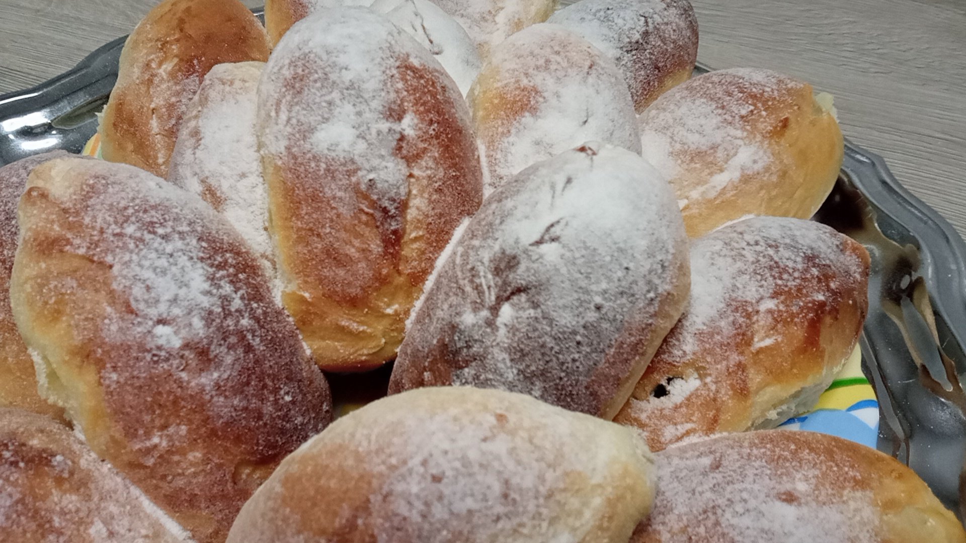 СДОБНЫЕ ПИРОЖКИ СО ЩАВЕЛЕМ