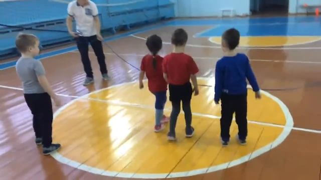 игра с веревочкой смотреть онлайн