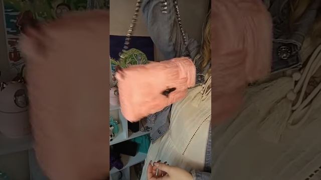 Что-то новенькое? #handmade #сумкисвоимируками #сумкаизбусин #сумкаженская #ручнаяробота #хендмейд смотреть онлайн