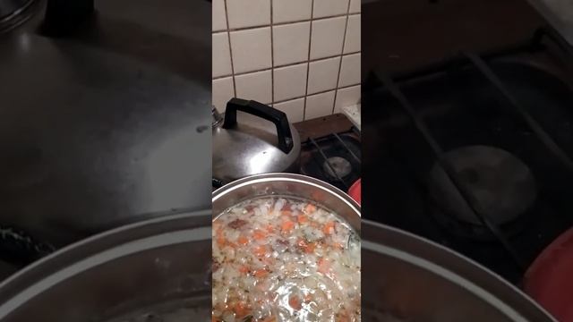 Гороховый суп из жопок?