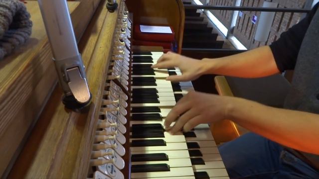 When Johnny Comes Marching Home Again On Pipe Organ - NEW VERSION ! смотреть онлайн
