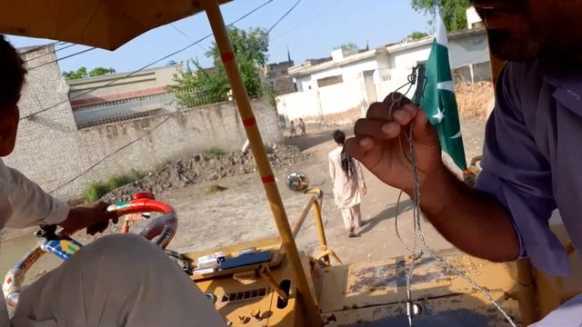 #why Buildozer have two sterings смотреть онлайн