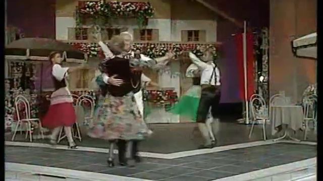 Im Weissen Rössl am Wolfgangsee смотреть онлайн