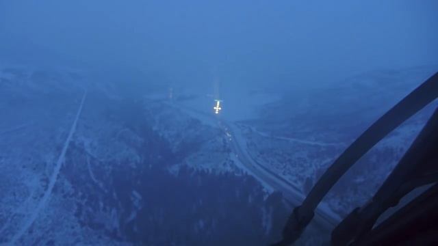Landing in a snowstorm at Aspen смотреть онлайн