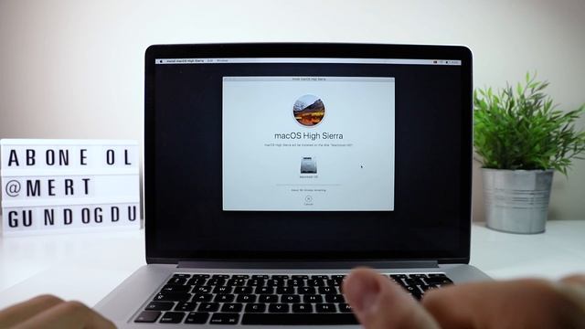 Apple Macbook'a Format Nasıl Atılır? - Mert Gündoğdu смотреть онлайн