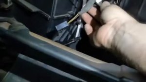 замена салонного фильтра  OPEL ASTRA H нюанс на который плевать сервисменам!!!