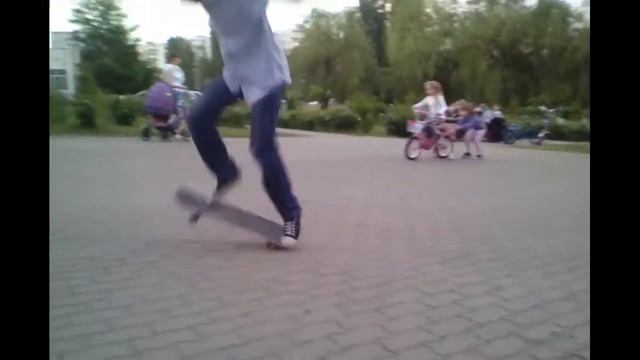 Попытки Varial Kickflip скейт Старый Оскол Дима Волобуев смотреть онлайн