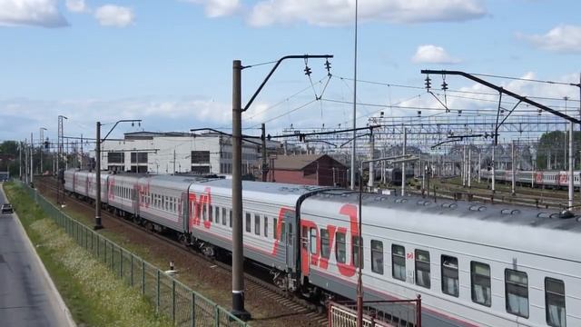 SKODA ЧС7-070 с поездом №193 СПб-Казань и ЭТ2М-047 (RZD) смотреть онлайн