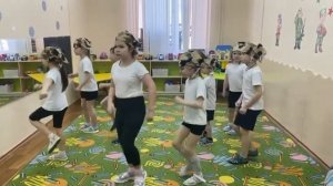 Праздничный марш в подготовительной группе | танец детский ко дню защитника отечества