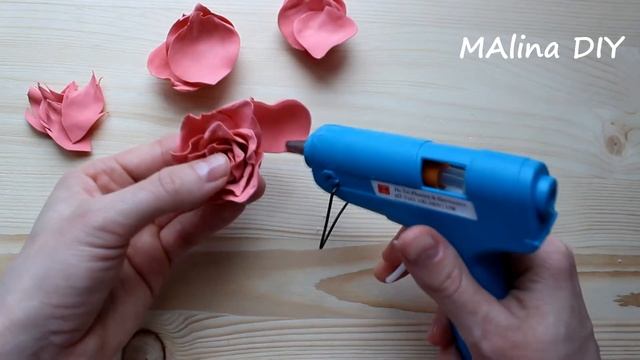 Резинка для волос с фантазийным цветком из фоамирана|DIY|Fantasy foam flower scrunchie смотреть онлайн