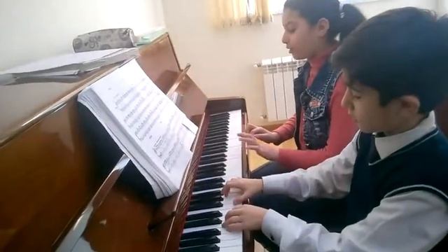 Полька Глинка 4 руки (Атилла и Ламан) - Polka Qlinka 4 əl (Atilla və Ləman) смотреть онлайн