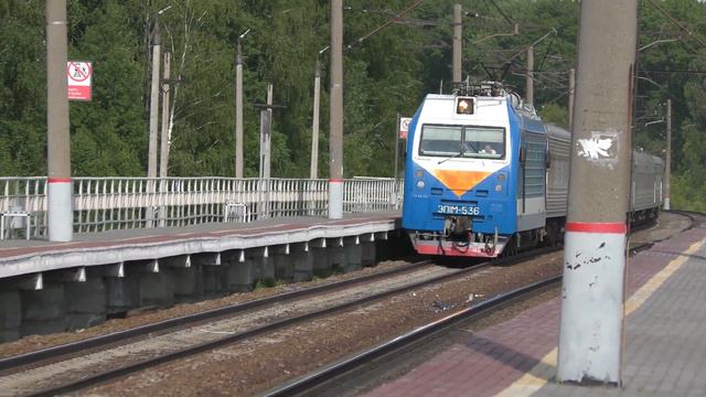 Электровозы ЭП1М-503 и ЭП1М-385, ЭП1М-536 с пассажирскими поездами смотреть онлайн